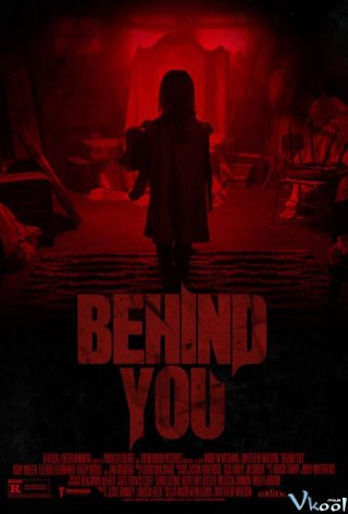 Hầm Quỷ Behind You.Diễn Viên: Jessica Chastain,Nikolaj Coster,Waldau,Megan Charpentier
