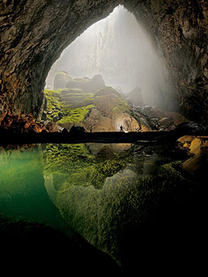 Hang Sơn Đoòng Worlds Biggest Cave.Diễn Viên: Ellen Page,Hayley Mcfarland,Nick Searcy