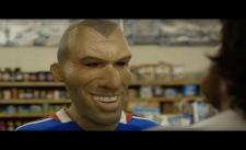 Bài hát ca ngợi Zinedine Zidane. Bạn nghe được bao nhiêu cầu thủ?