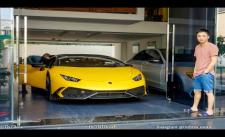 Xem Cường Đô La vật vã lái siêu xe Lamborghini 15 tỷ lên xe chuyên dụng, quá dữ luôn các bác ơi :O